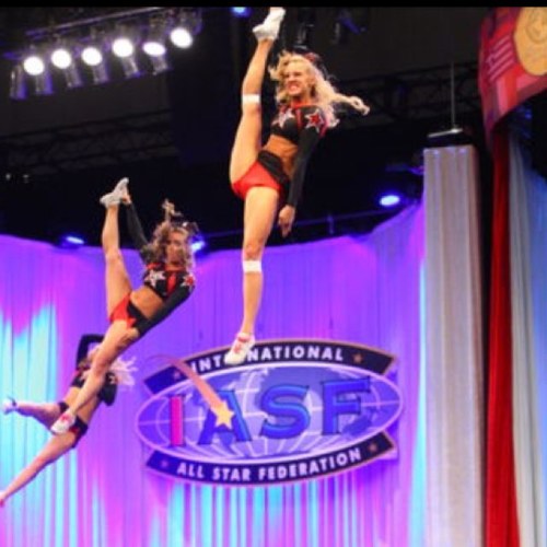 cheeerquotees's profile picture. Keep Calm and Cheer ✨