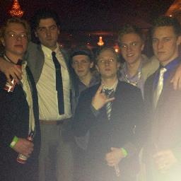 liamkavanagh93's profile picture. I ball, I guit, and I drink. Whats up.