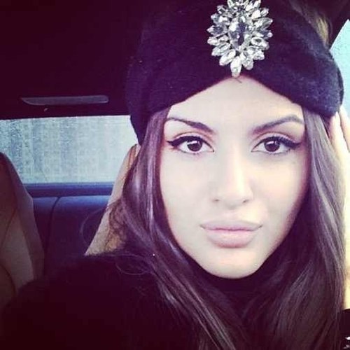 Manyasha00's profile picture. 