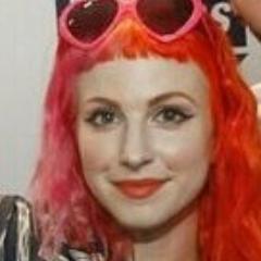 Paramore's fan base in Brazil Follow us: @yelyahwilliams @itstayloryall @schzimmydeanie