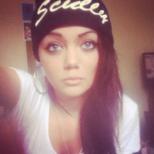 WrigleyX's profile picture. cunt