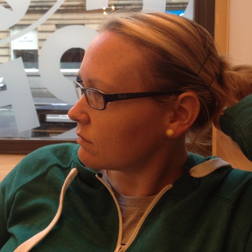 Cheryl23h's profile picture. 