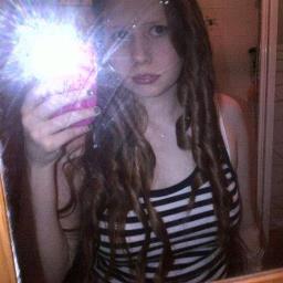 Emmy, 22, love Glee and animals ! x