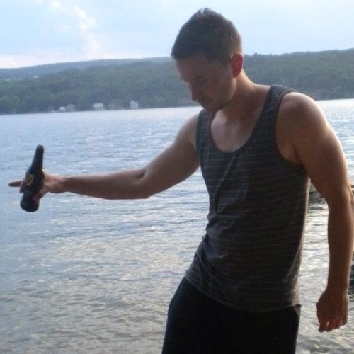 hauptizzle's profile picture. Professional poker player | Poker coach | Credit card roulette extraordinaire | Fortune favors the bold