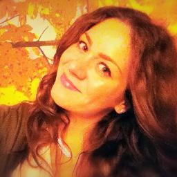 LaviniaCiuciui's profile picture. 