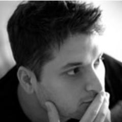 Creative Director | Designer.
Living in the city where the Blue Jays play. EST. 80's. Havana | Madrid | Toronto
