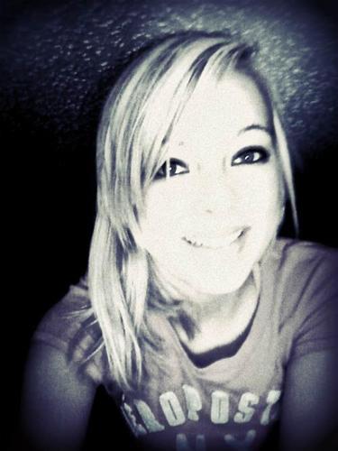 albarado123's profile picture. 