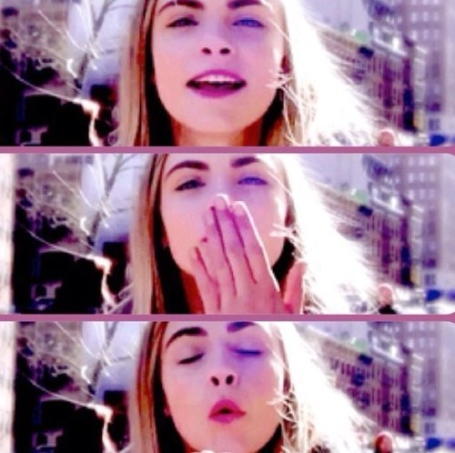 • CARAHOLIC❤ • DIRECTIONER ❤ in Love with the perfect Cara Delevingne