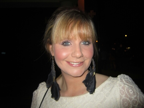 vickiswales's profile picture. Currently playing with ponios ;)