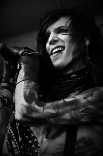 hi my name is Eddie and this is a fan twitter account and I made this because Andy he really is an inspiration to me so if he inspires you plz follow thanks