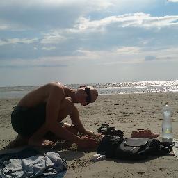 IanEris's profile picture. I don't like women, i just have sex with them... (Jon Laioje)