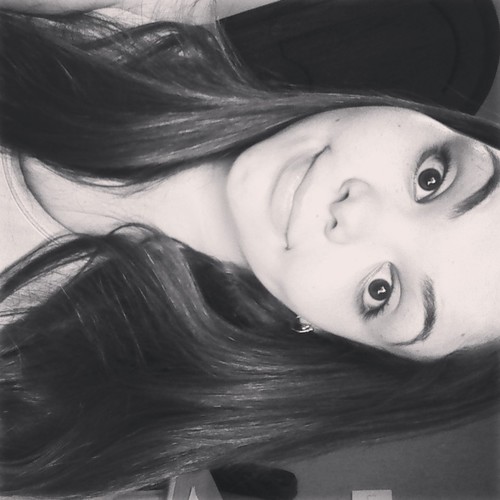 Quem me vê, me vê sorrindo e vai ser sempre assim