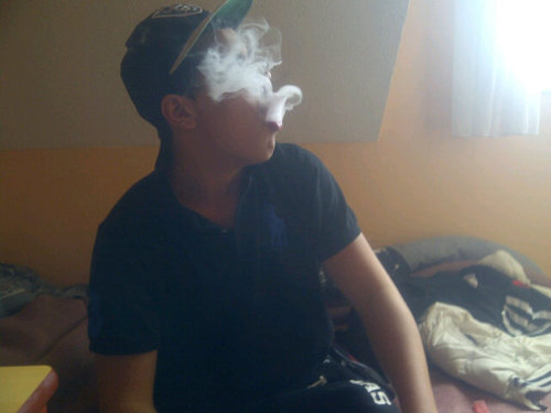 Ynos974's profile picture. 