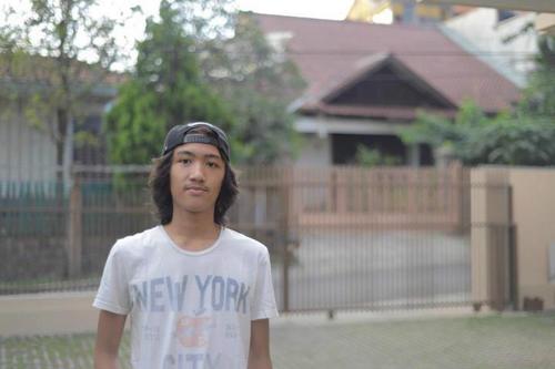 Follow - @adimaspasma ♓ Cut my veins, open and I bleed Liverpool Red!