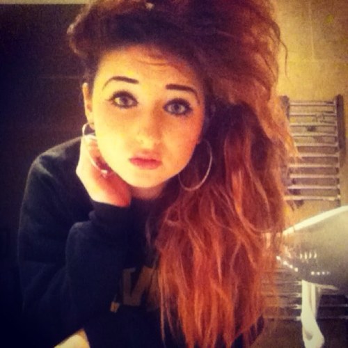 follow me, I'll follow back mwah xx