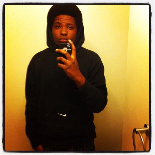 #GodComesFirst #TeamFollowBack #YWWN #DM(V)will NEVER BE A BITCH NIGGA #RedSkinsNation #HeatNation #Hylton Dont like a whole lot of drama Just wanna enjoy life