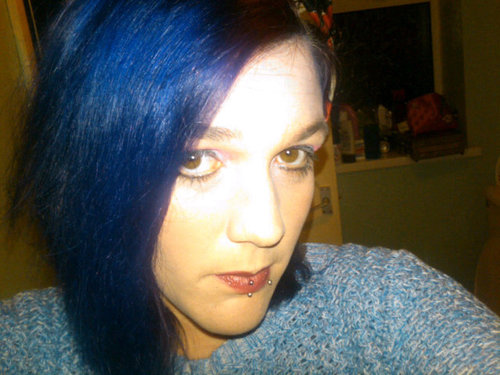 Hi :) I'm kassie *waves* mad as a box of frogs :D That is all :)
