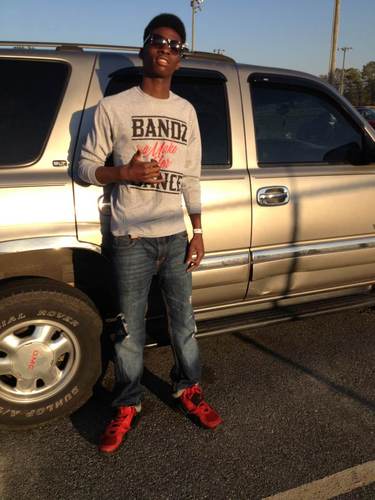 #TeamFollow;iFollowBack & Since You Here Follow My Nigga @_lorenzo31_ ! fckk widd yahh boyss we just to kool.... # Teampluto