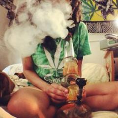 wreckem_stoner's profile picture. A southern alien that wants to get trippy with you.