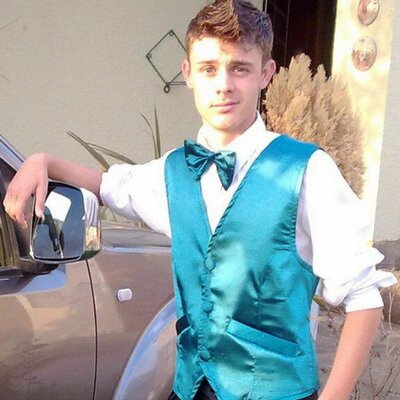 Profile Picture of &nbsp;♣&nbsp;♠Jan&nbsp;♦Harding&nbsp;♠&nbsp;♣ (@shadowkingink) on Twitter