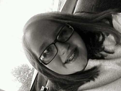 Charity Here!!!! I luv 1D, Ariana, Selena, Cody, Justin,and Demi. 

God is my #1