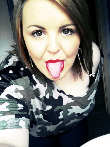 XxdivabethxX's profile picture. SINGLE,20, NORTHENER,NURSERY TeEACHER :) MUSIC, DANCING, SHOPPING, MEETING NEW PEOPLE :) bb pin ‎273A40B5