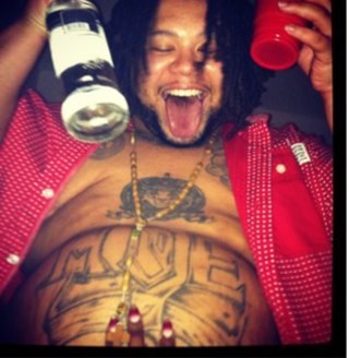 IM THE DUMBEST DNT BELIEVE ASK!!!!

IG:Supadave_214