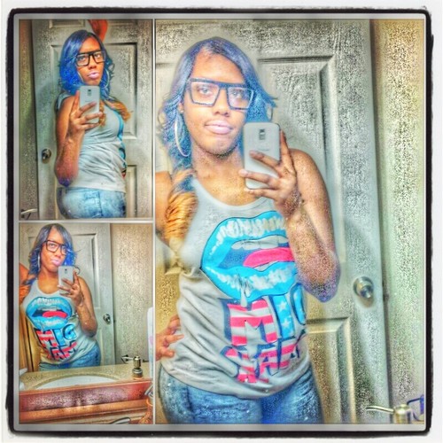 out of this world .....Spontaneous, Extraordinary, Outgoing....Gorgeously brownskin Lady ...living life