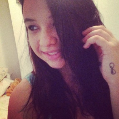 # Prazer Jacqueline tomaza. 

Há uma grande diferença em ser famoso(a) e ter 
amigos de verdade.
seja beem vindo !
