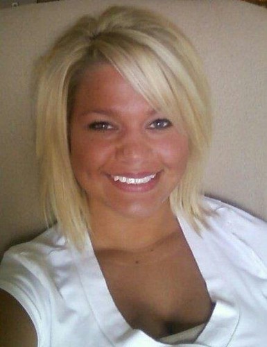 mishele08's profile picture. 