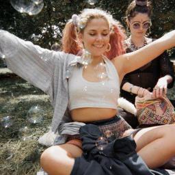 EleniHoney's profile picture. photogragher //Brighton and London

http://t.co/zJbRfYGXPC

http://t.co/LbfC4EsuMv