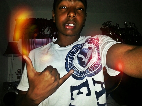 Rollin blunts with Sebastian| Chilled person|Hmu|Kik-ayookidmontana|instagram-@Dope_fein