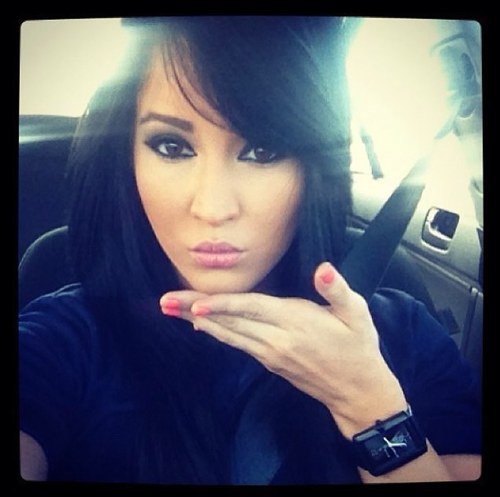 klopz23's profile picture. puertorican girl student & beauty advisor. K22 years old :) follow me & I'll follow u
