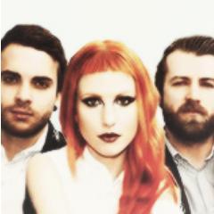 We follow and love Paramore, the best band ever, so we love the songs and this is why we want to sing them here, on Twitter. #4Album