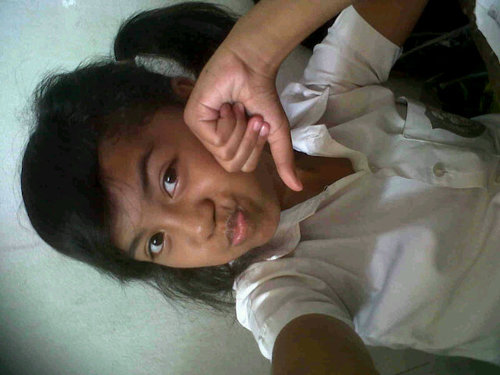 Hidup Ini Hanya Menghabiskan Waktu Dengan Dia :* 
                           ♥Ando♥Glow♥