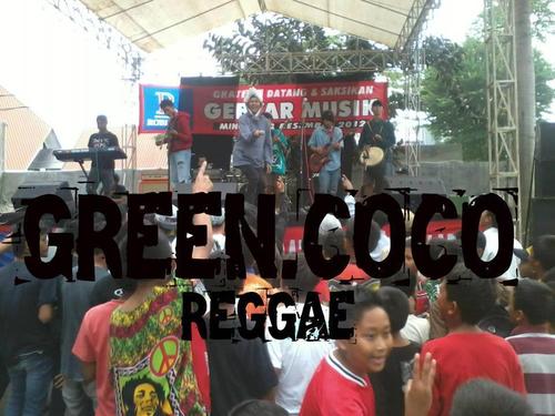 kami bukan artis tapi kami seniman yang menciptakan lagu lagu yang insa allah bisa di dengar orang enak,/@ziiozooi/reggi/@ndr24_/@hendi_efendi/aboy/cemong