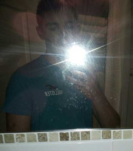 sam_kingtom's profile picture. 