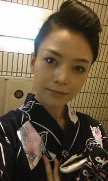 日本の平和を祈って、昼ドラの日常をつぶやきます。昼ドラに興味を持って頂ければ、幸いです。ご意見 、ご要望はDMでお受けします。非公式。 #相互フォロー、#リフォロー、#followme、#followback