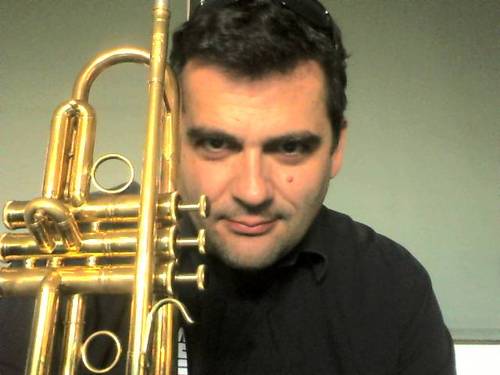 GianniMarinucc2's profile picture. Artist....cricket tragic....left wing radical