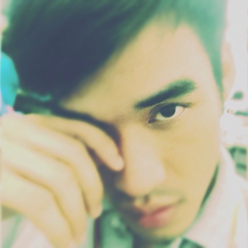 Rettop131986's profile picture. Male Production engineer