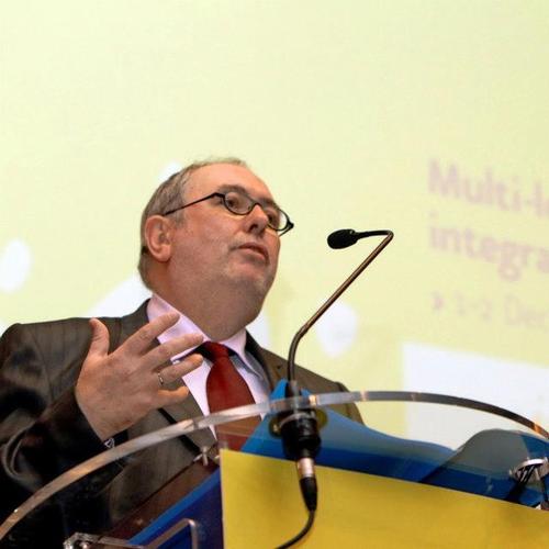 VanGeertsom's profile picture. There must be a reason why Martin Luther King said I have a dream, and not a 5 year business plan -
Voorzitter POD Maatschappelijke Integratie. 
My own views.