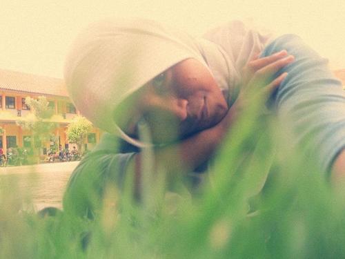 follow @viaa87