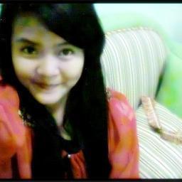 muftiahadew's profile picture. putri pertama mamah || want to be a broadcaster at @987Genfm || So the people who managed || Elegant || Keep positive thinking #w