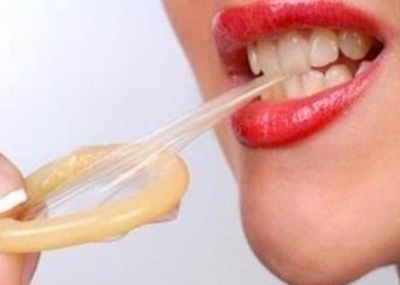 Me excitan los alimentos transgénicos. Violada por una lagartija al nacer. Espero que me penetres tan fuerte que me saques el pene por el orificio nasal derecho
