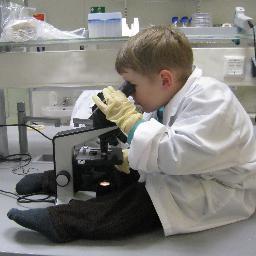 Microbiologist, studying Arctic soil bacteria and lichen symbionts. Professor at the University of Akureyri