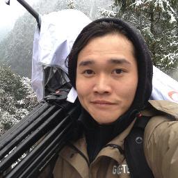 Professional natural history filmmaker/photographer. He is currently traveling around China, producing films and stories with Wild China Film and NatGeo China.