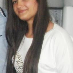 Evrim, bildiğiniz Evrim. 
#1D ♥
#Directioner ♥
#OneDirection ☺
Ve tabiki #takipedenitakipederim :)