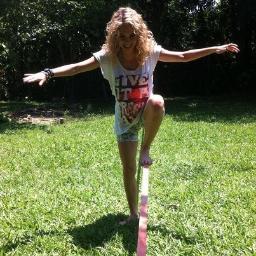 Vc apareceu na minha vida por conta de um minuto ...
E vai fazer parte para sempre ...
@Lua_Blanco