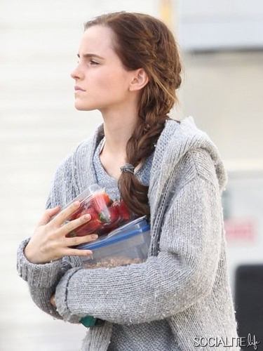 rei4q10's profile picture. ダイエットアカ 食べるの大好き！チョコらぶ！始め49㎏現在48㎏目標は44㎏なのですよ!!目指すは痩せの大食い 基本的に無理はしないのがモットーです。胃腸弱いし摂食障害の気有精神衰弱虚弱体質です。読書マンガアニメ声優ボカロ歌い手舞台が好物ｼﾞｭﾙﾘ　ダイエット仲間募集中です　現在低カロリーダイエット中止中