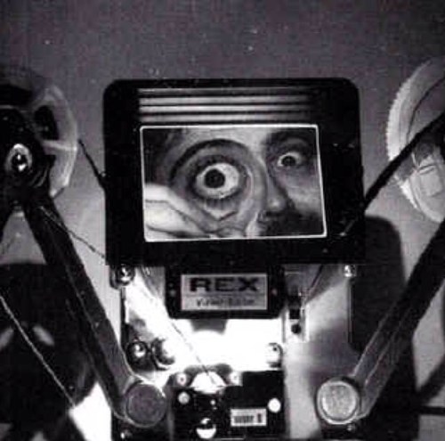 Asociación de estudiantes para la creación audiovisual. // Student organization promoting multimedia culture and filmmaking